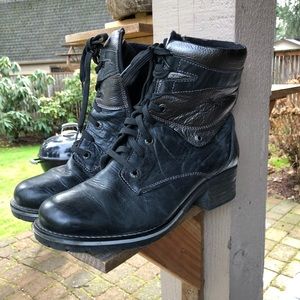 Dromedaris KARA boots black leather combat style